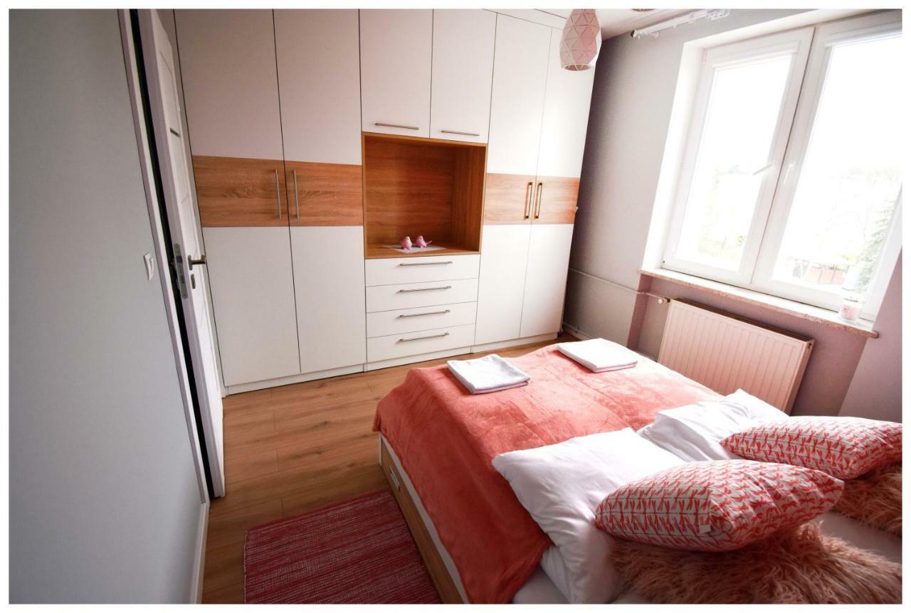 Color 24 Premium Apartment Stalowa Wola Exterior foto